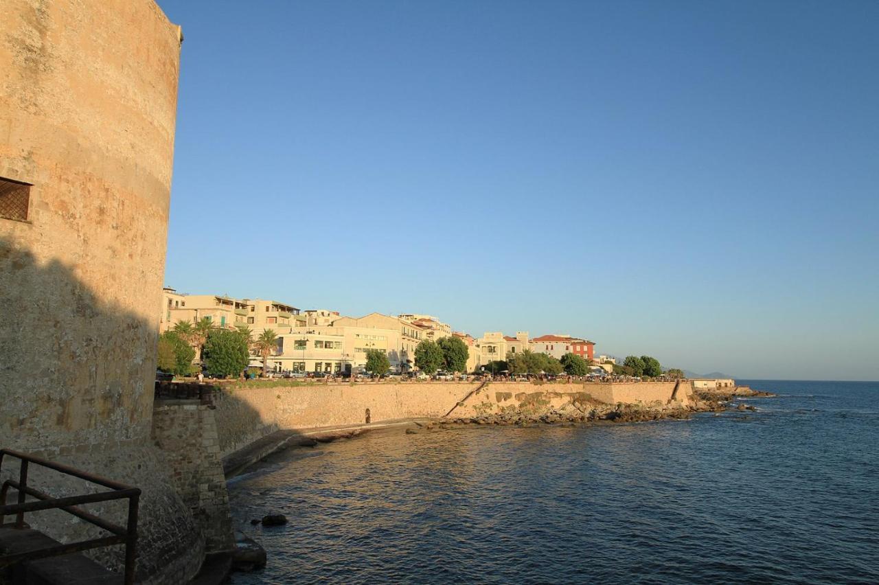 Amethyst Attic In Old Town By Sea Apartment Alghero Exterior foto